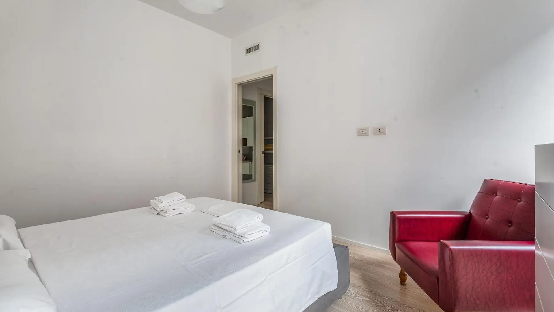 Appartamento Milano Duomo - Corso Italia 34 Bonsai 2 Pax Wi-Fi Italia